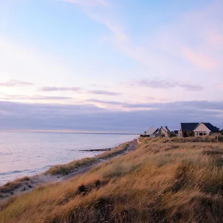 Maison De Strandhaus By Interhome * Gouville-sur-Mer