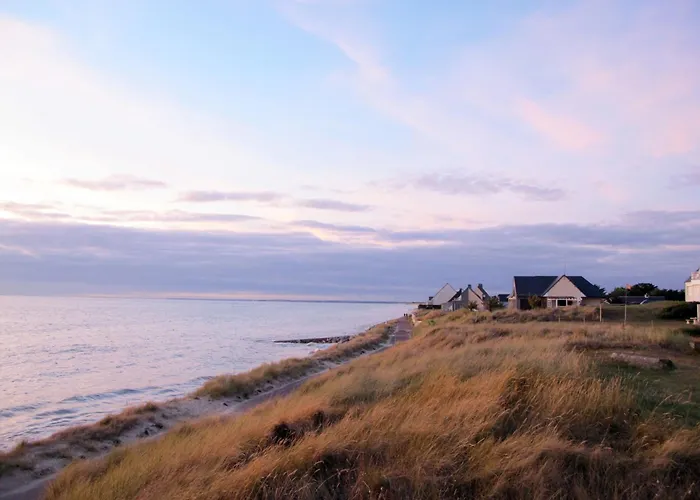 Maison De Strandhaus By Interhome * Gouville-sur-Mer