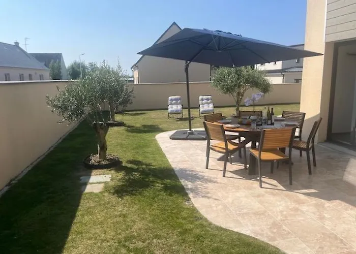 Maison De Strandhaus By Interhome * Gouville-sur-Mer